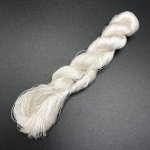 画像2: ブルサ製不撚絹糸　アイボリー１ (2)